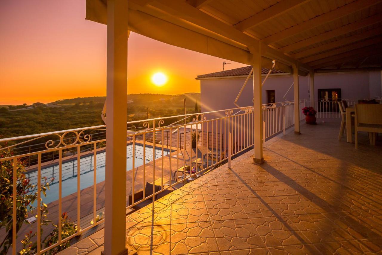 The View Villa Maries  외부 사진