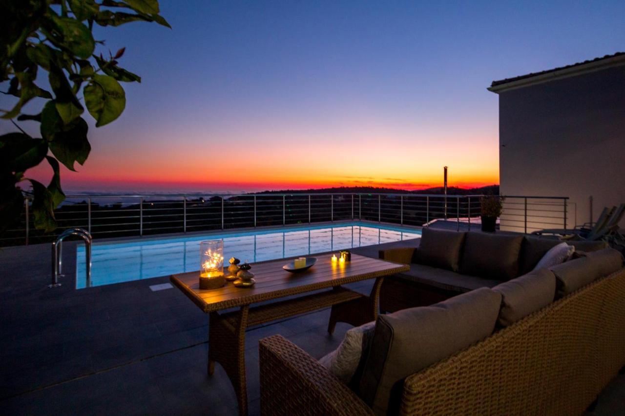 The View Villa Maries  외부 사진