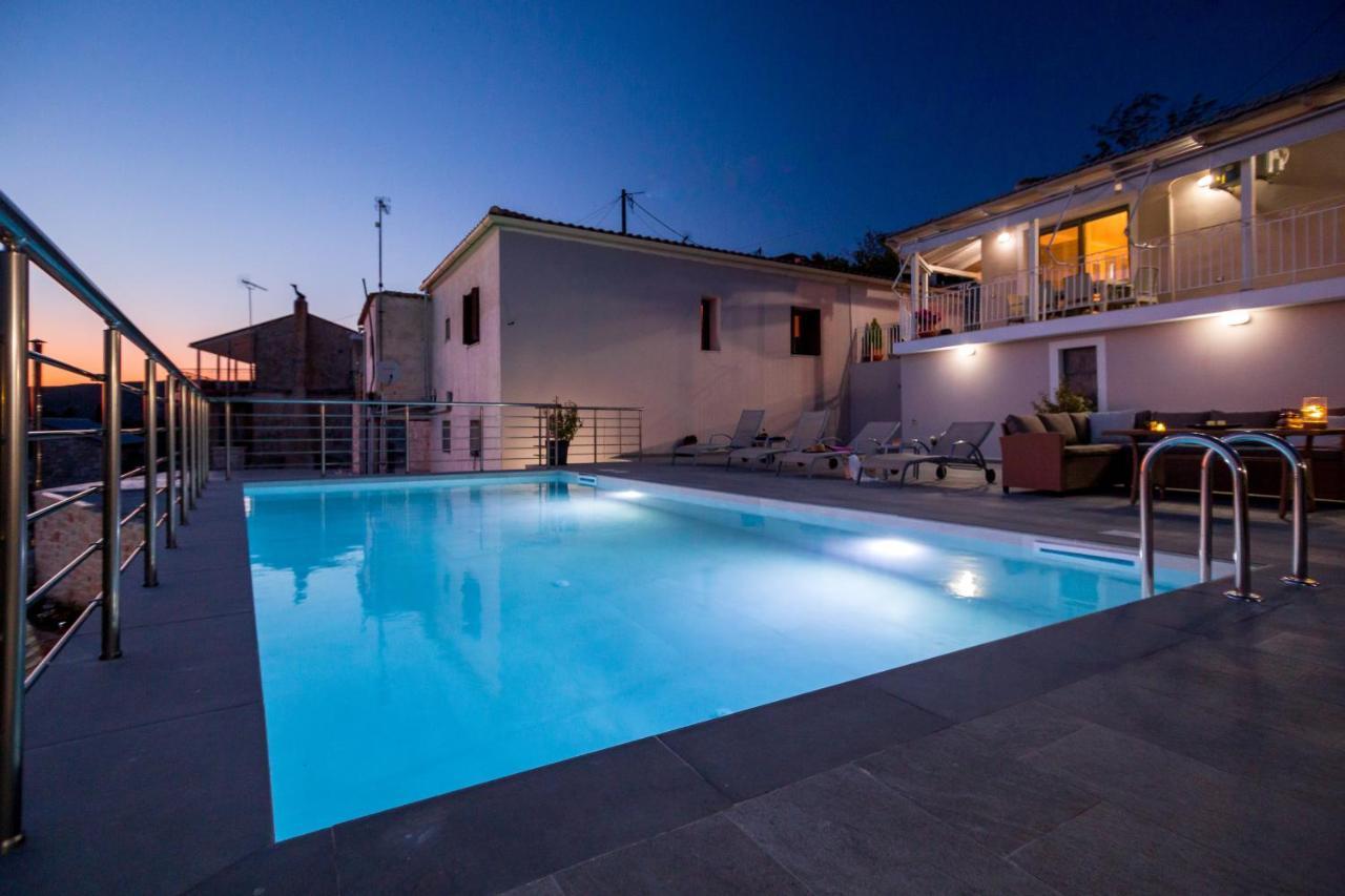The View Villa Maries  외부 사진